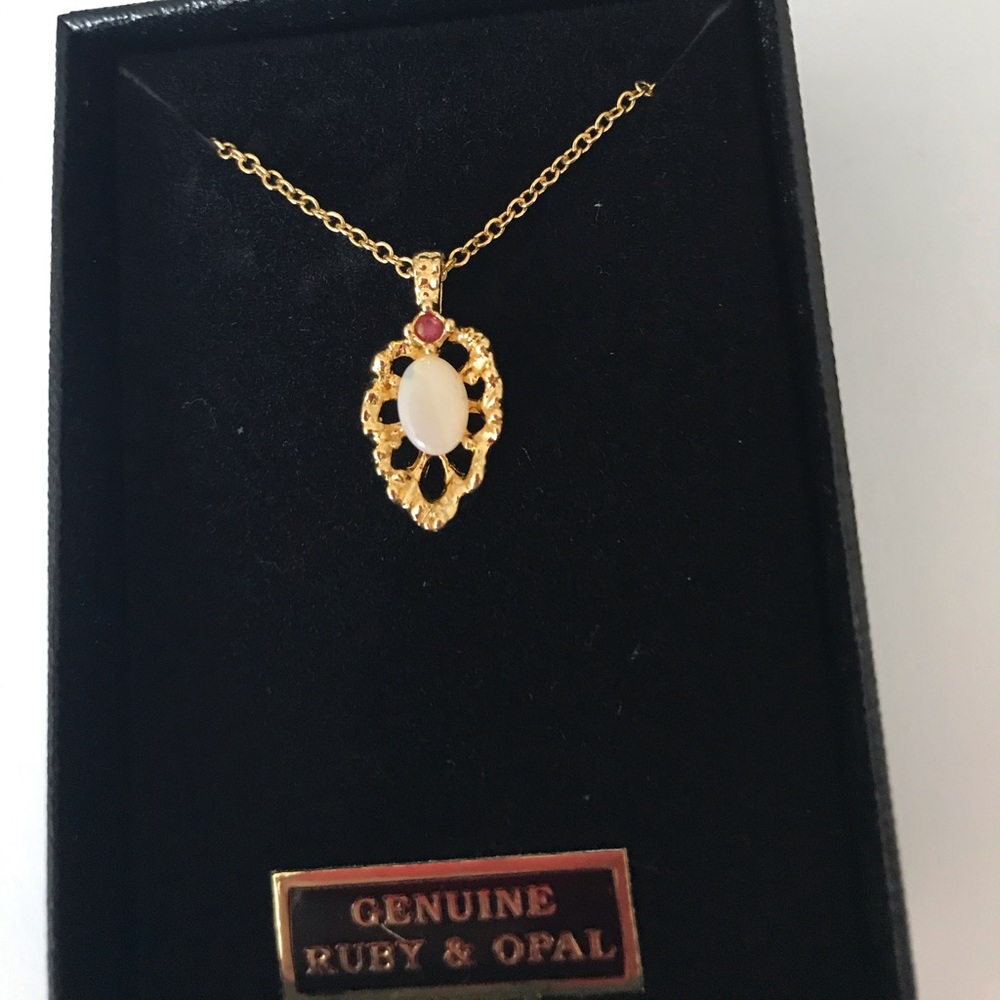 Van Doran genuine ruby & opal pendant necklace